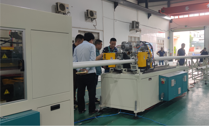 FLSP Series Counter-rotating Parallel Twin-screw Extruder â Ang Pagpipilian ng Mataas na kahusayan na PVC Pipe Extrusion Production Line