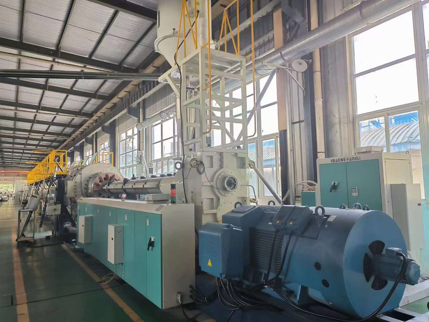 Fangli PE1600U High-Speed ​​at High Efficient Extrusion Line