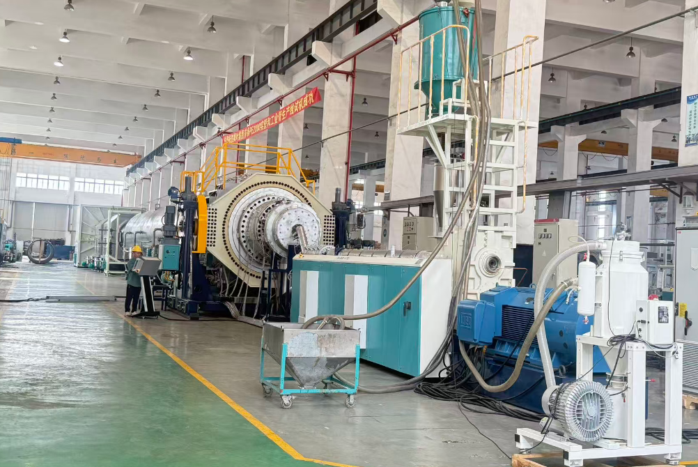 Kasalukuyang matagumpay na naihatid ni Fangli ang isang linya ng produksyon ng PE2000 Pipe Extrusion