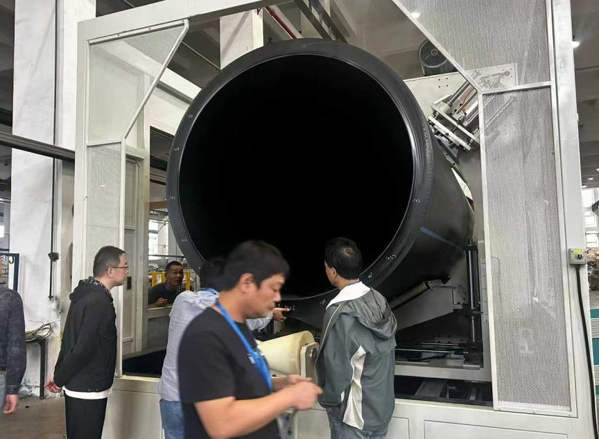 Mas mataas na diameter ng mga tubo ng HDPE at mga problema sa paglamig